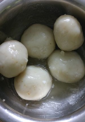 रसगुल्ला (rasgulla recipe in Hindi) रेसिपी मुख्य फोटो