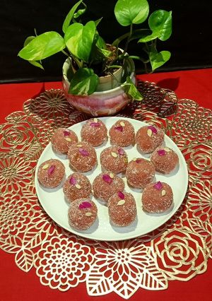 A picture of Sweet Potatoes Laddu.