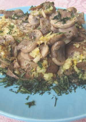 Фото Картошка с грибами и чесноком в духовке (постный рецепт).
