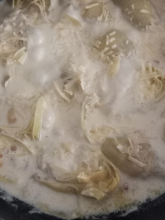 Una foto de Alcachofas con jamón