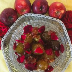A picture of Apple-Rose Petals Murabba.