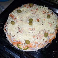 A picture of Home made pizza🍕.
