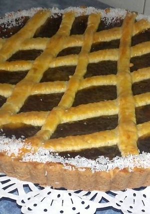 Una foto de Pasta frola de dulce de  batata con chocolate 🍫