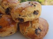 Une photo de scone aux fruits