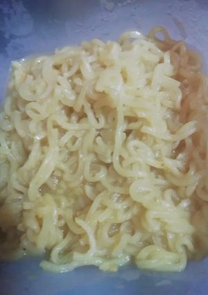 A picture of Simple maggi.