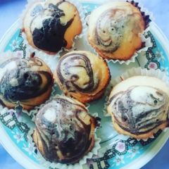 A picture of Marble cupcakes.
