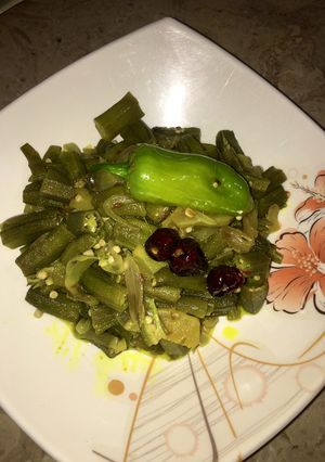 A picture of Bhindi ki sabzi.