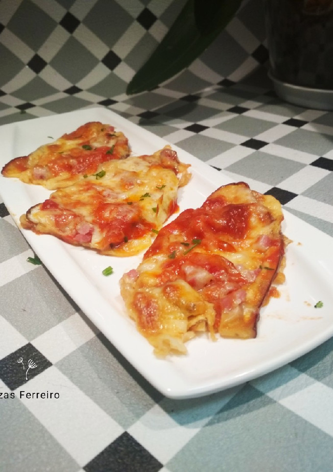 Una foto de Pizza mar y tierra. (Sin gluten)