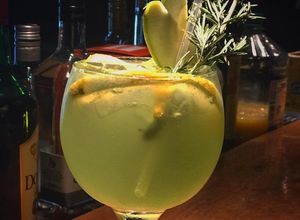 Foto de Gin Tônica de Maçã Verde 🍏