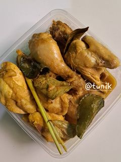 Foto resep Ayam Ungkep bumbu kuning