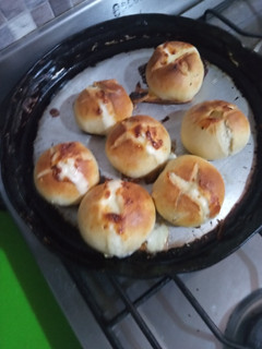 Una foto de Bollitos de pan rellenos