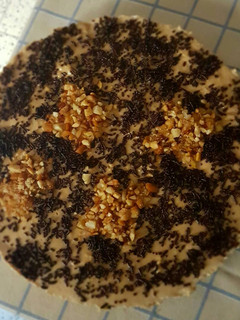 Una foto de Tarta de turrón sin azúcar
