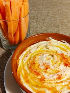 Una foto de Hummus de garbanzos