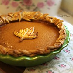 A picture of Best Pumpkin Pie Ever.