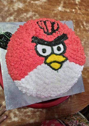 A picture of Angry bird cake.