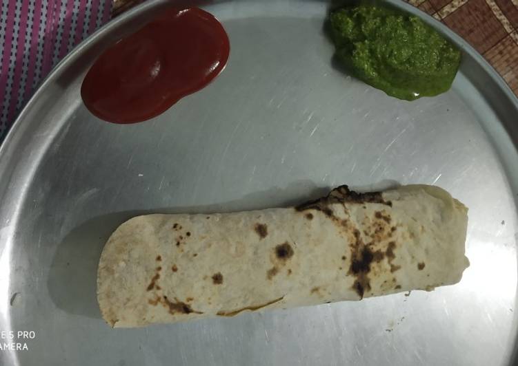 Simple Way to Make Favorite Cheese omelette roll