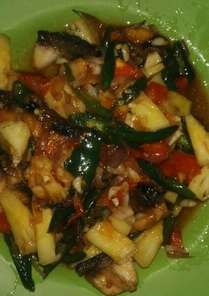 Foto resep Iwak karing telang masak asam dgn nanas