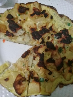 Una foto de Tortilla de papa fácil y económica muy rica 😊