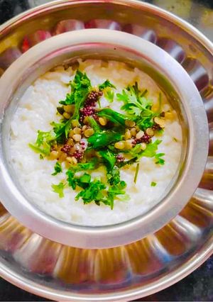 A picture of Thick Curd Rice Bowl 😋.