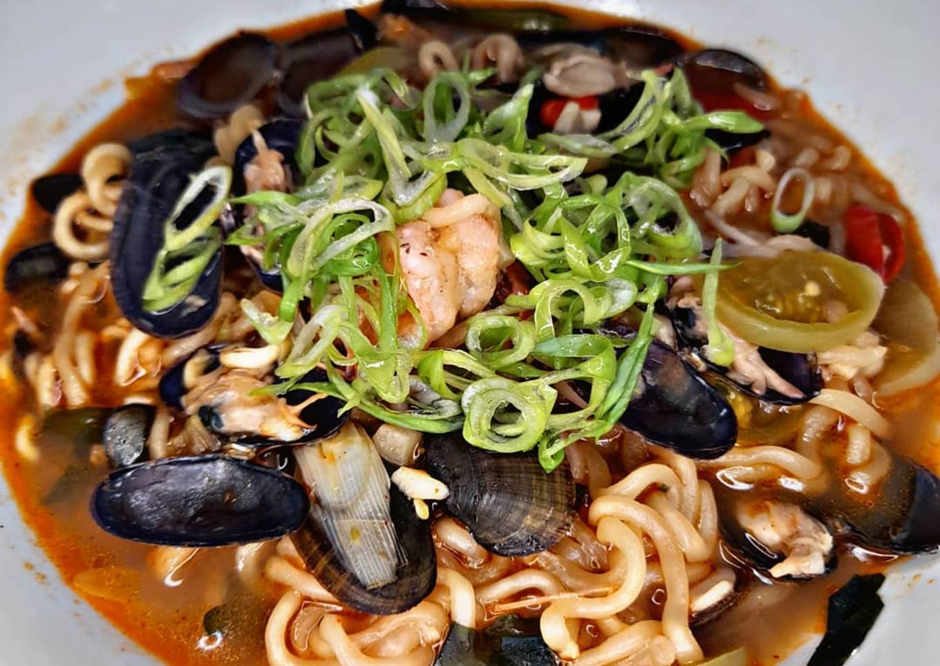 Seafood Jjampong (Instant Noodle)