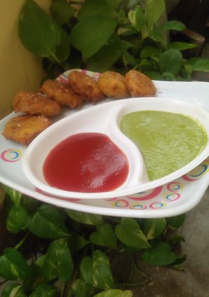 A picture of Aalu chops.
