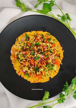 A picture of Masala Papad.