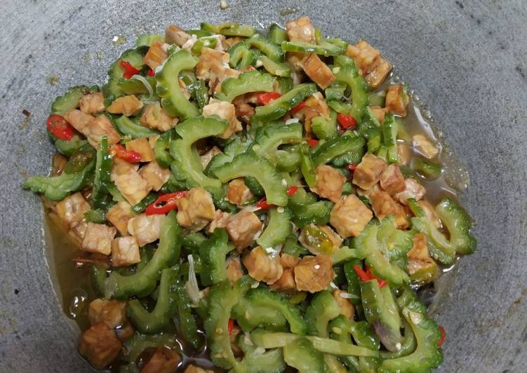 Tumis Pare Campur Tempe