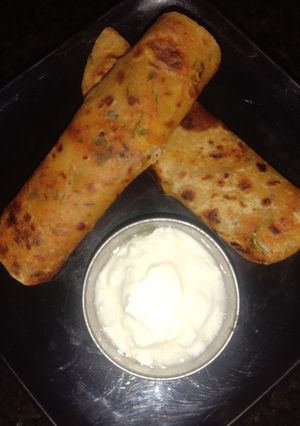 A picture of Masala Paratha.