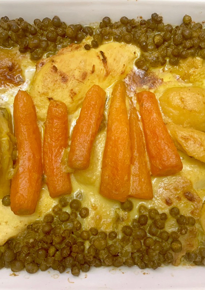 Una foto de Pollo marinado con verduras