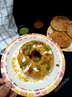 मूंग दाल की कचौड़ी(moong daal kachiri) रेसिपी मुख्य फोटो
