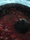 Salsa de chile piquín y jitomate de milpa de aguas es muy picante