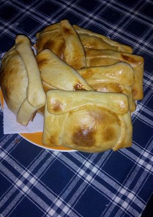 Una foto de Empanadas napolitanas al horno 🙂