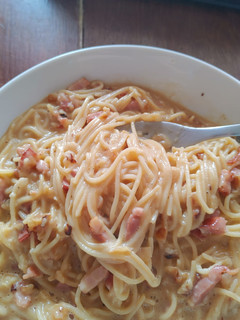 Una foto de Pasta carbonara