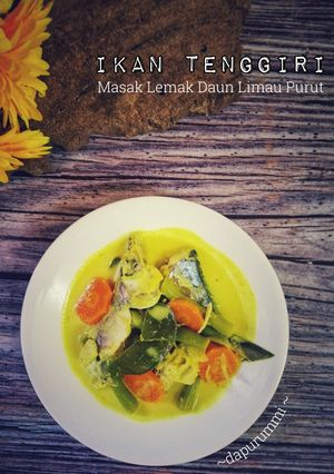 Gambar Ikan Tenggiri Masak Lemak Daun Limau Purut