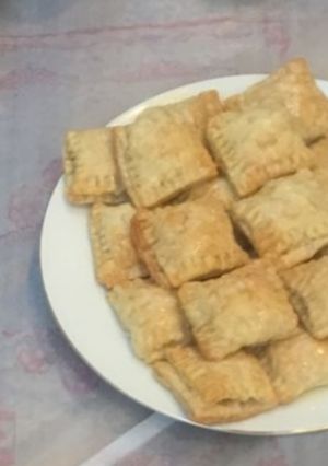 صورة لوصفة بف باستري بالتمر والكيري