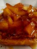 Torrijas con manzana caramelizada