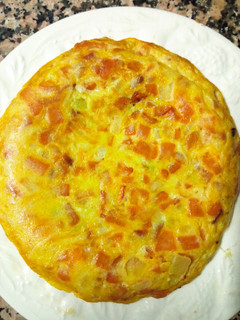 Una foto de Tortilla de boniato con cebolla