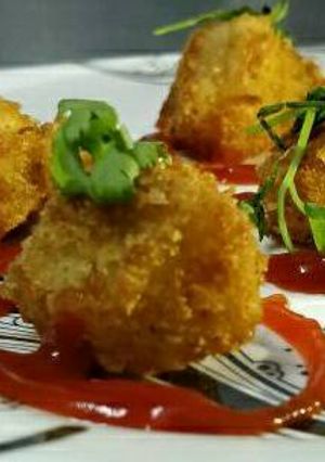 A picture of Paneer cheesy bites /paneer popcorn.