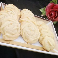 A picture of Butter cookies.