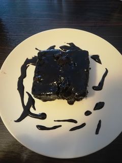 Csokis brownie egyszerűen recept fotója