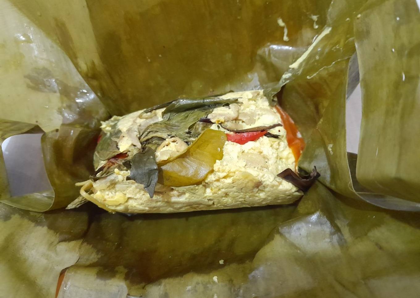 Pepes tahu usus kemangi