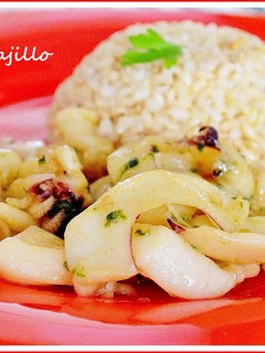 Una foto de Sepia al ajillo. (Thermomix)