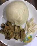 Bánh bao ăn kèm nấm đùi gà nướng ngũ vị hương