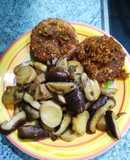 Tempeh marinado y empanado con setas