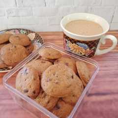 A picture of Palm Chocochip Cookies.