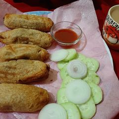 A picture of Bread roll (with less oil).