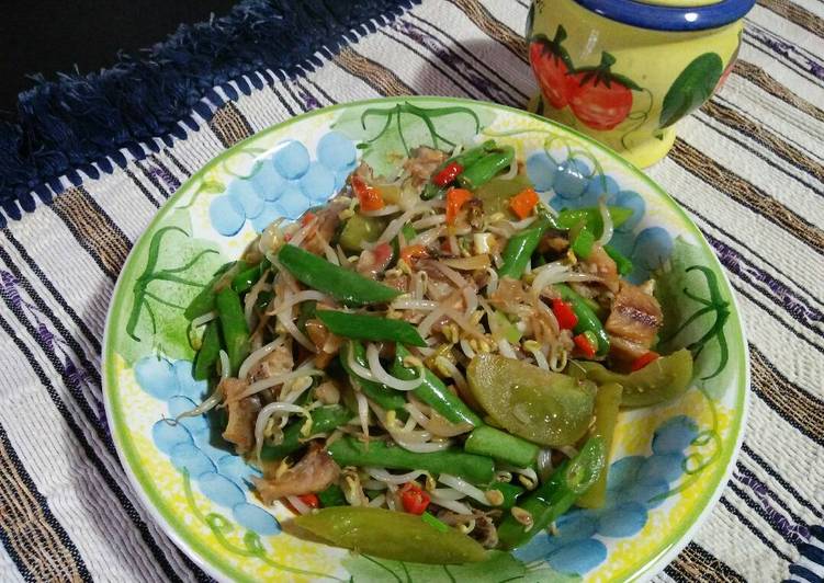 Langkah mengolah Tumis buncis tauge cah ikan asin 😋, Anti Gagal