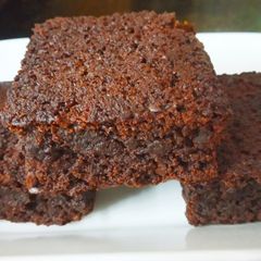 A picture of Eggless Fudgy chocolate brownies.