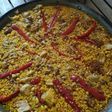 Arroz con patas, costillas y garbanzos