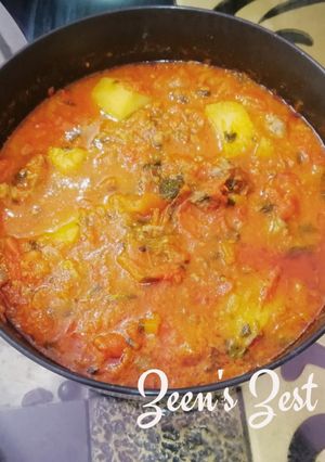 A picture of Hyderabadi Aloo Tamatar Gosht.